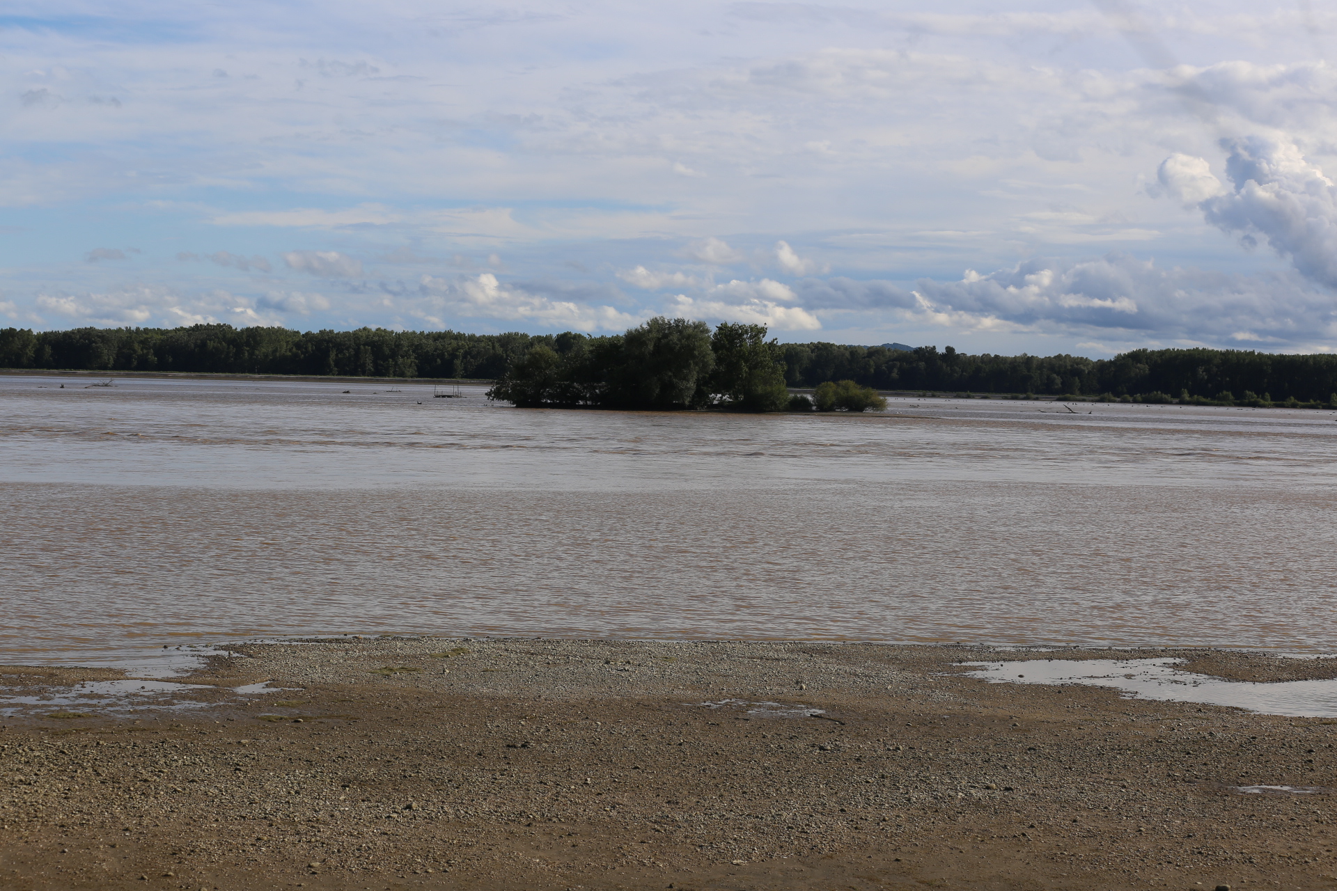 KLIKOM PO MARINI Mještani iskoristili beskišno popodne za šetnju i svježi zrak