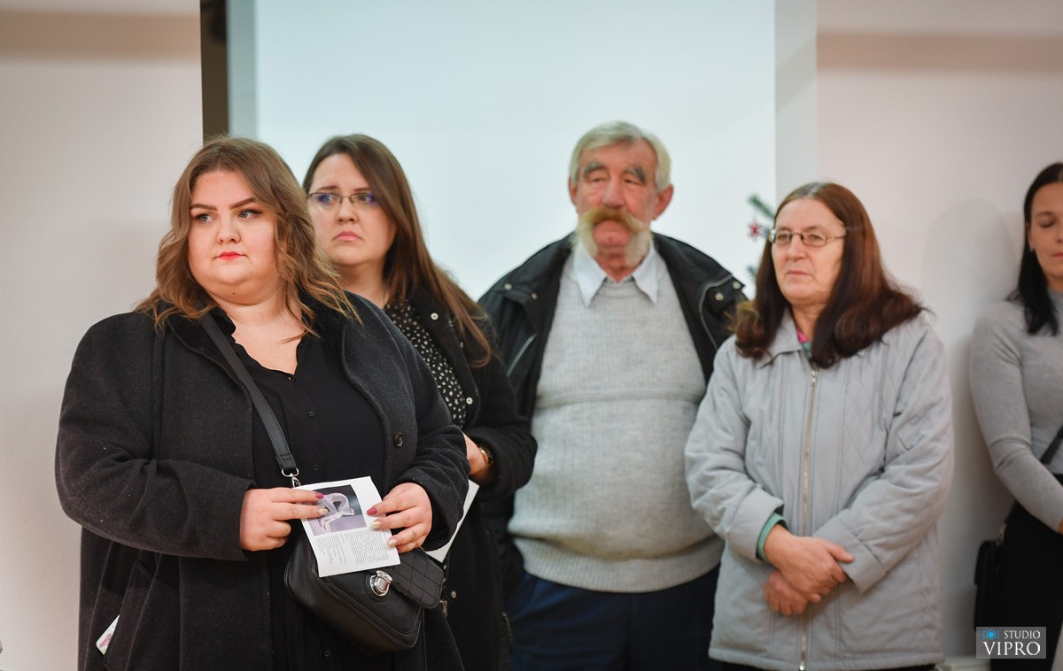 MUZEJ CROATA INSULANUS Otvorena je izložba skulptura Ivana Mladenovića