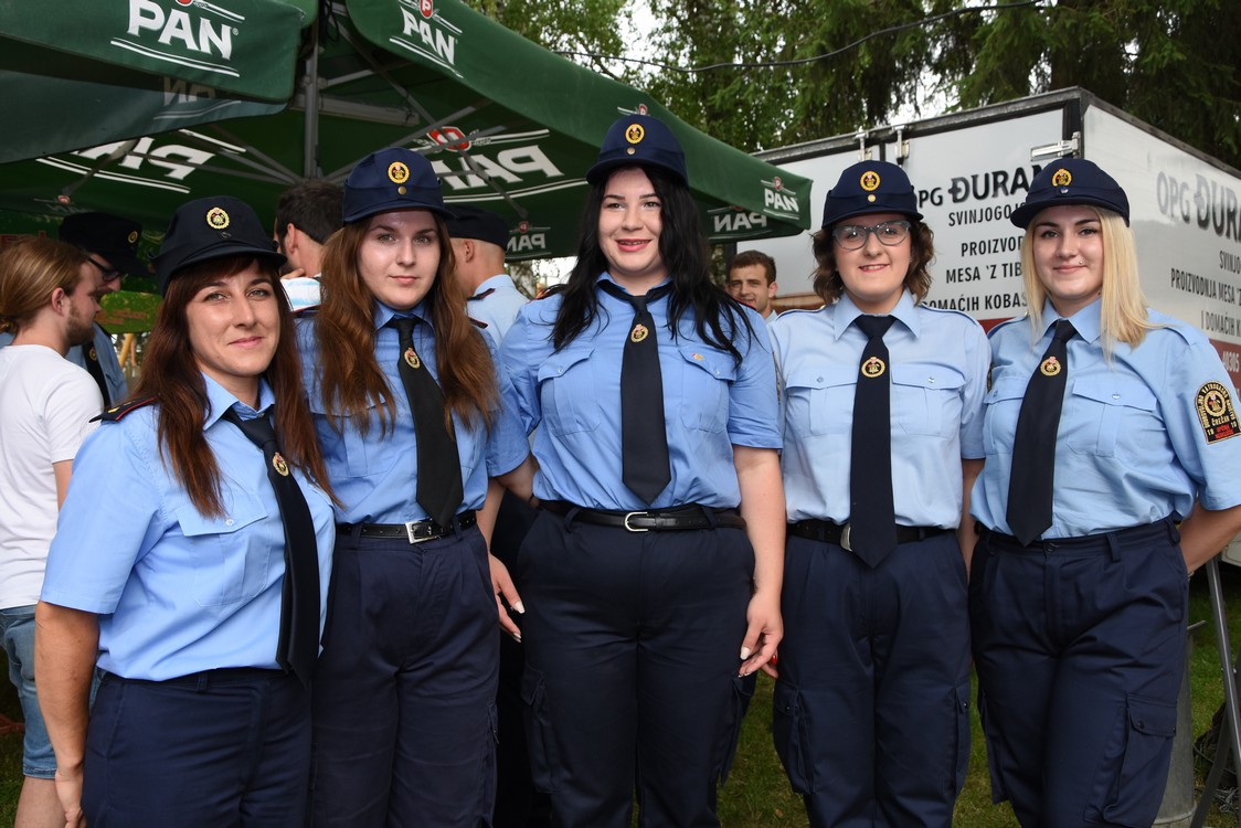 Svečana proslava: Stoti rođendan DVD-a Črečan