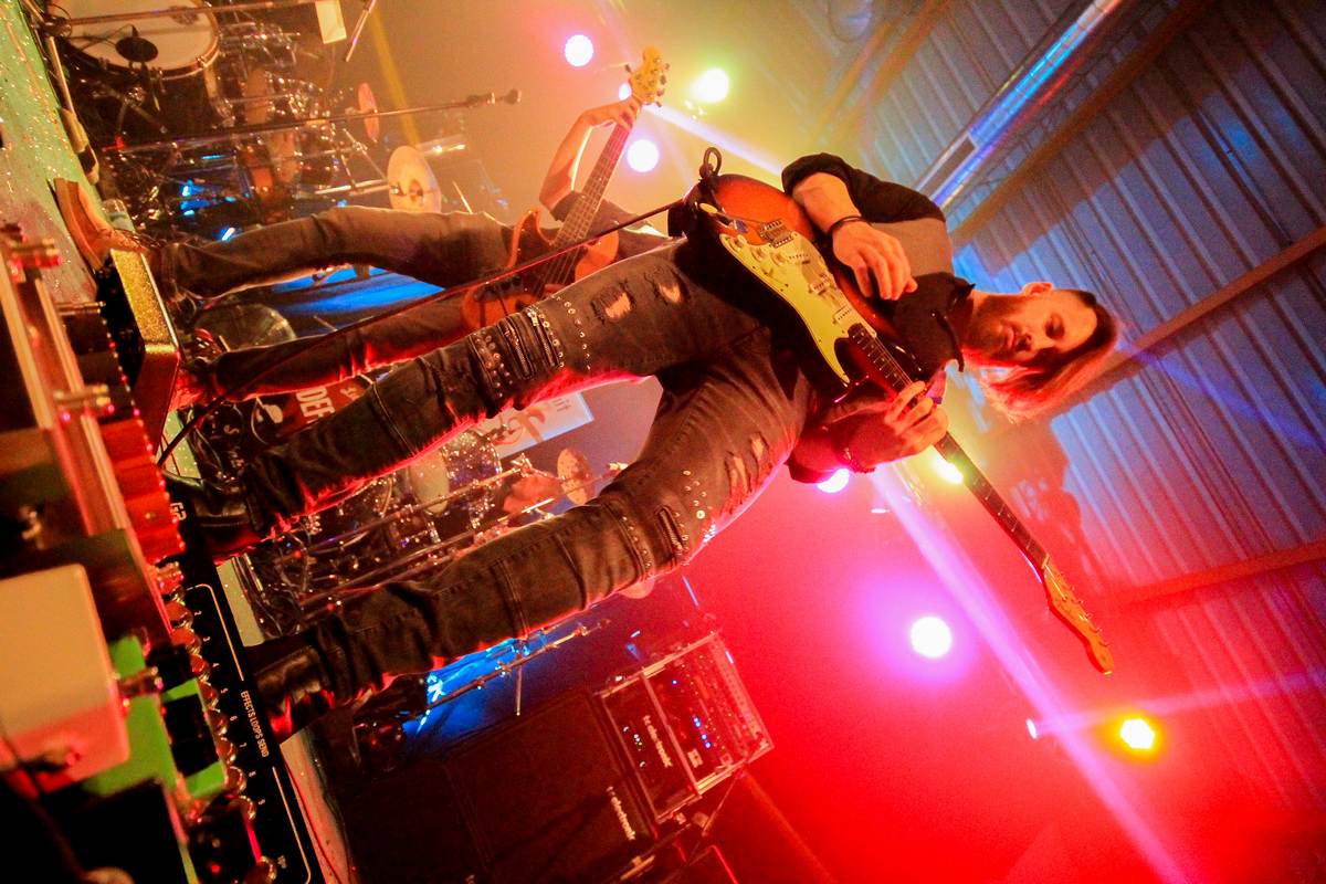 Čehaj fest: Odlična zabava na Mesapu uz Genovu, Pero Defformero i S.A.R.S.