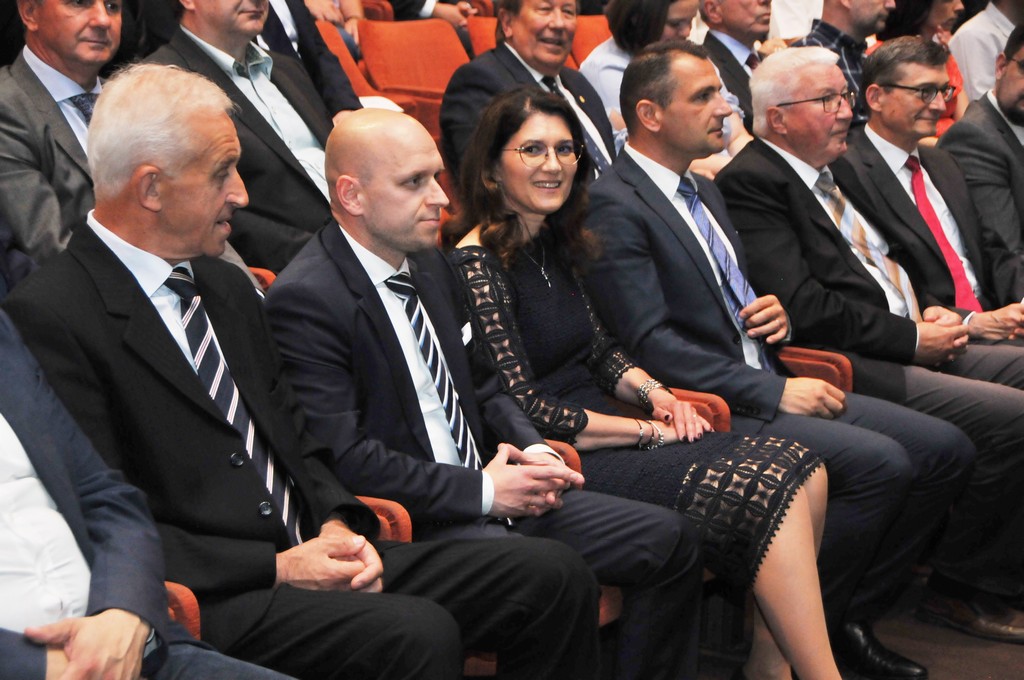 Svečano uz Dan grada: Zaslužnim Čakovčanima i Čakovčankama uručena javna priznanja