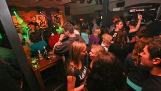 slika0023 Podroom (Petak, 5.10.2012 – Rockabilly night – B & The Bops)