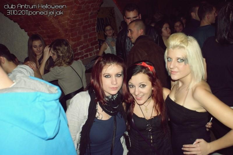 slika0089 Antrum (Pet, sub i pon, 28., 29. i 31.)