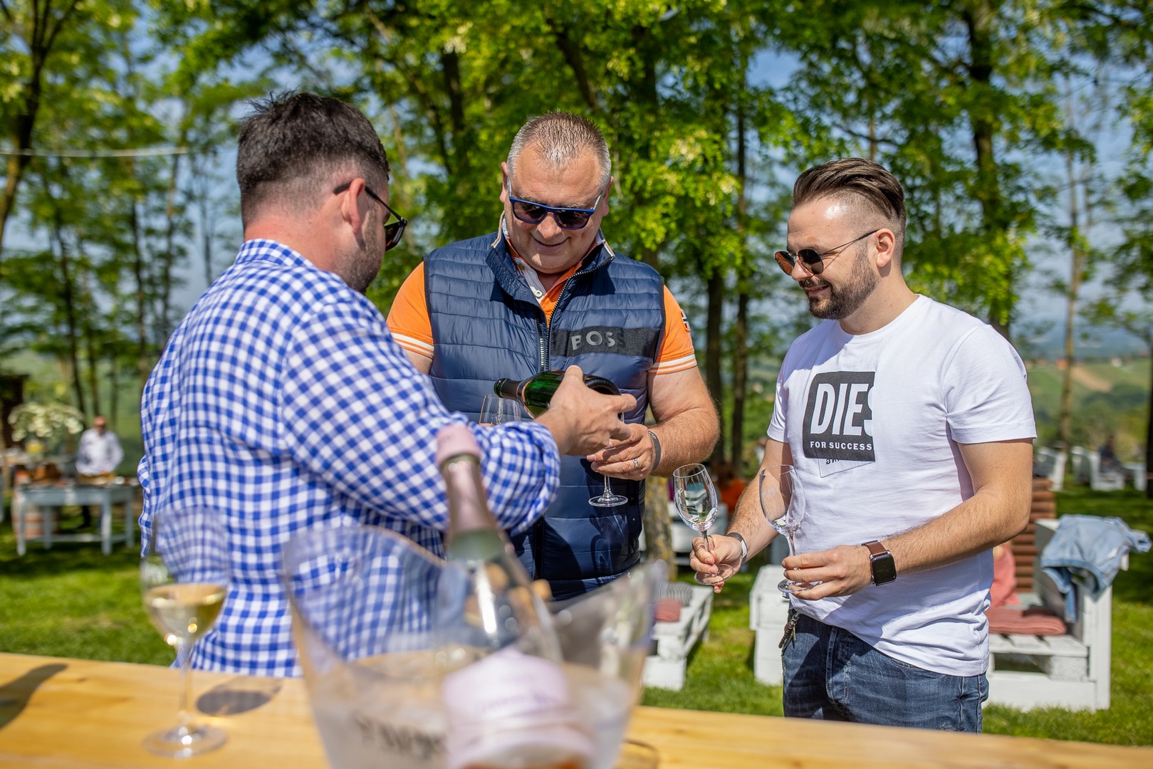 Na Mađerkinom bregu održan Pjenušavi doručak u vinogradu