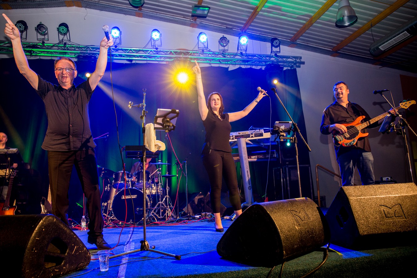 VIDEO I FOTO Neda Ukraden u Nedelišću okupila fanove svih generacija