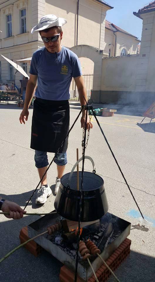 1194958010153550796769417931702