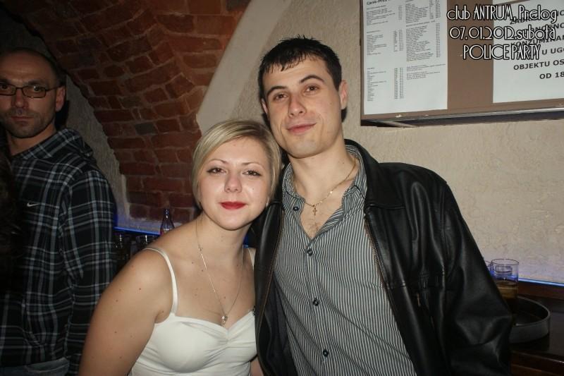 slika0109 Antrum (Subota, 7.1.2012) slika0109 Antrum (Subota, 7.1.2012)