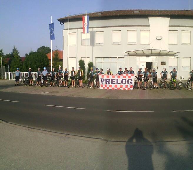 1352888110426404824394913239004