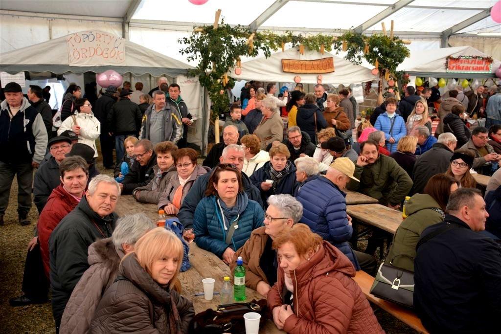 Donjodubravčani oduševili svojim specijalitetima u Mađarskoj