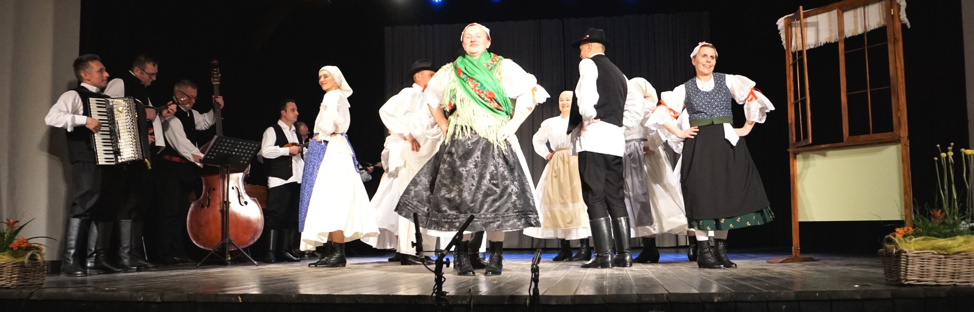 Folklorni ansambl HKD Pomurje na Regionalnom susretu folklornih skupina Slovenije