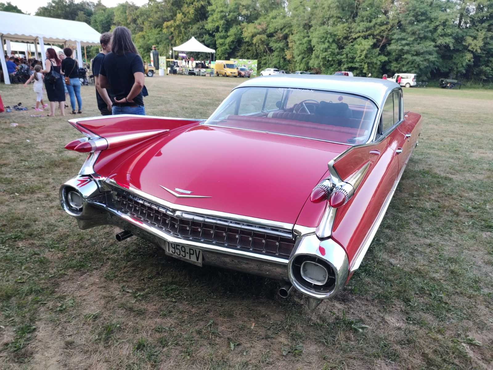 Susret ljubitelja američkih automobila i motora