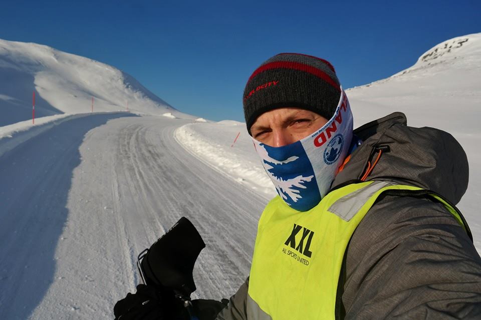 1281440211190981314544727469616