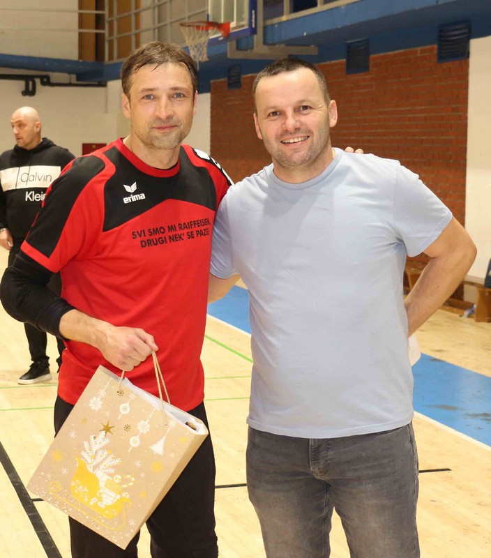 TURNIR KAFIĆA Ekipa South pobjednik malonogometnog turnira!