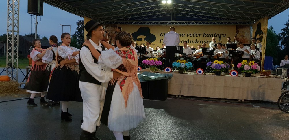 U Dekanovcu održana 5. Glazbena večer Florijana Andrašeca