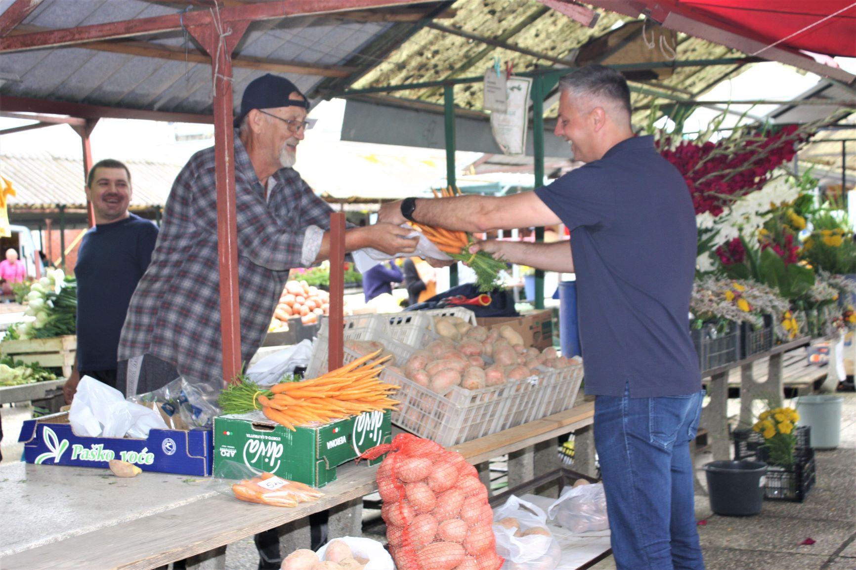 Podijeljeni certifikati OPG-ima koji prodaju na čakovečkoj tržnici