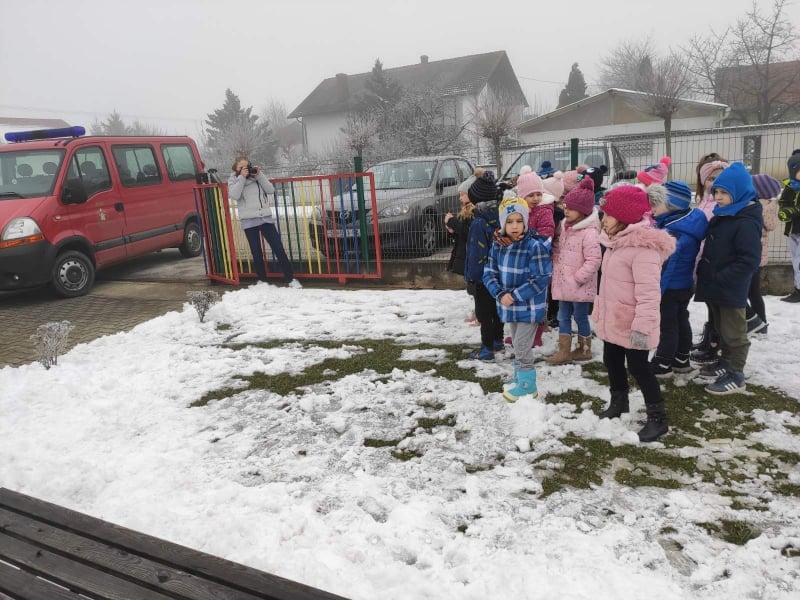 Vatrogasna vježba: ‘Potresi’ u vrtiću Suncokret i OŠ Strahoninec