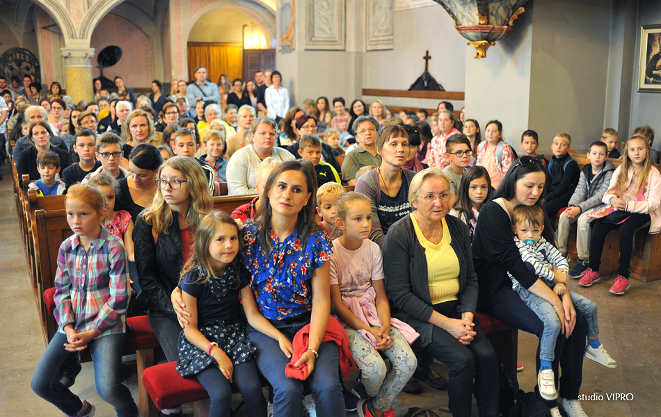 Prvašići Osnovne škole Prelog i Draškovec dočekani prigodnim programom