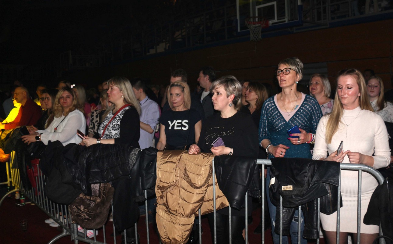 Neda Ukraden i grupa Vigor