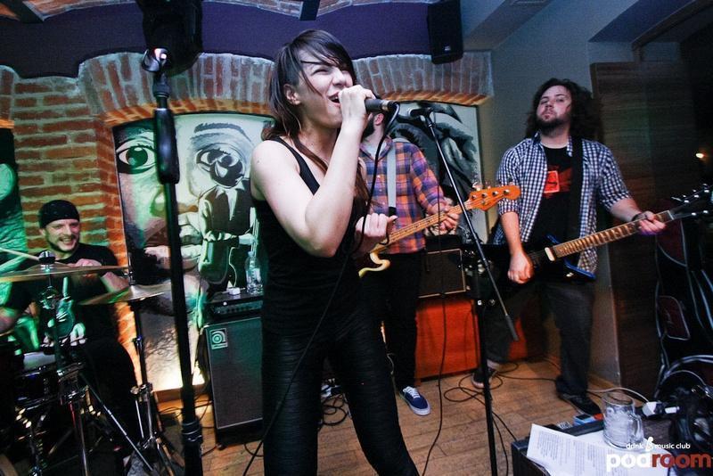 slika0015 Podroom (Petak, 12.4.2013 – Žanamari & J Animals)