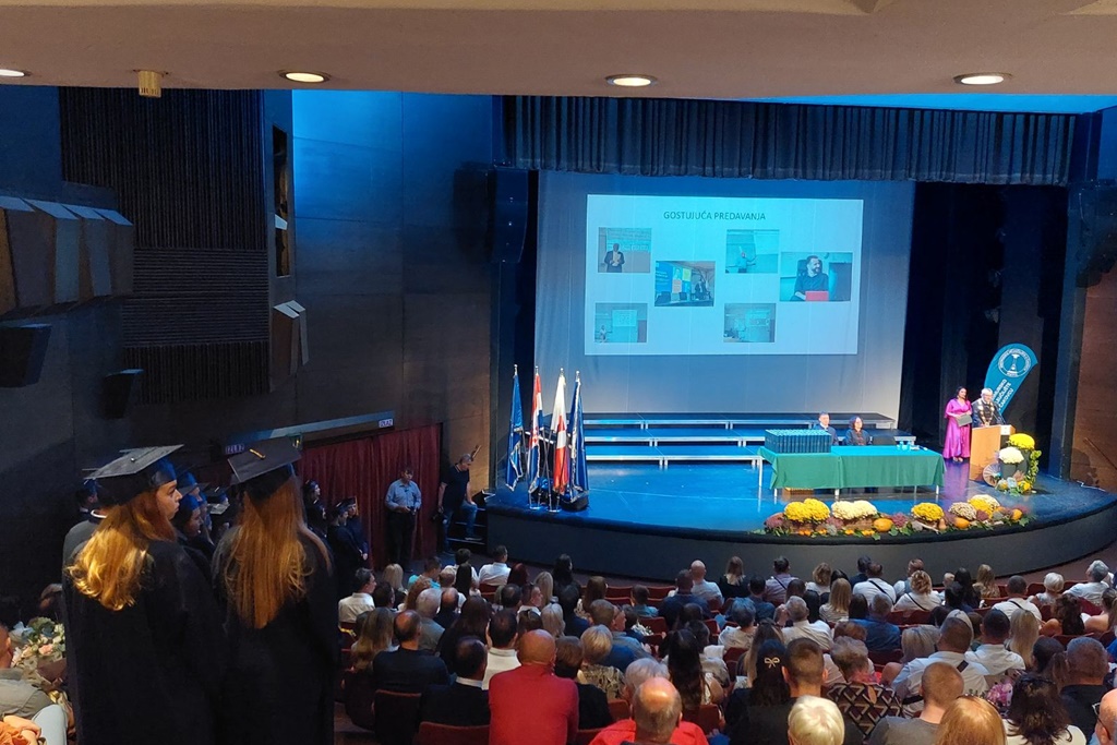 FOTO Međimursko veleučilište promoviralo 124 prvostupnika i magistra