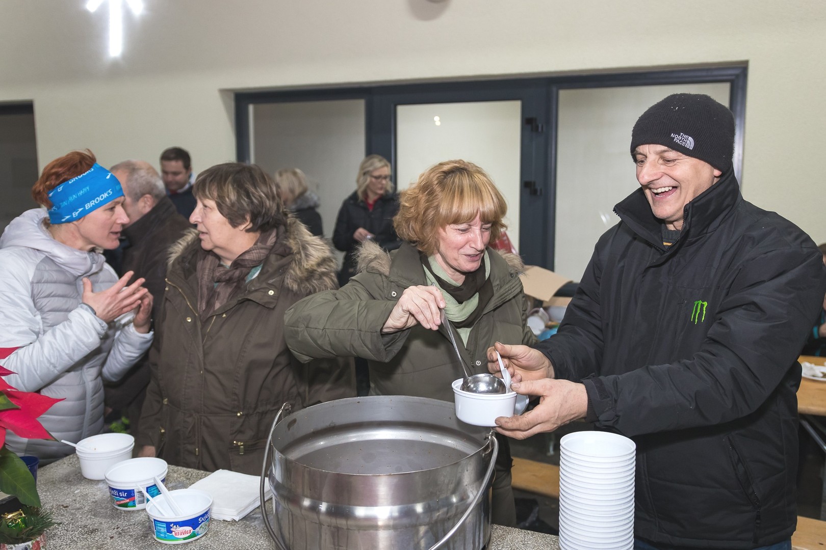 Sajam i božićna utrka privukli mnoštvo u centar Kotoribe