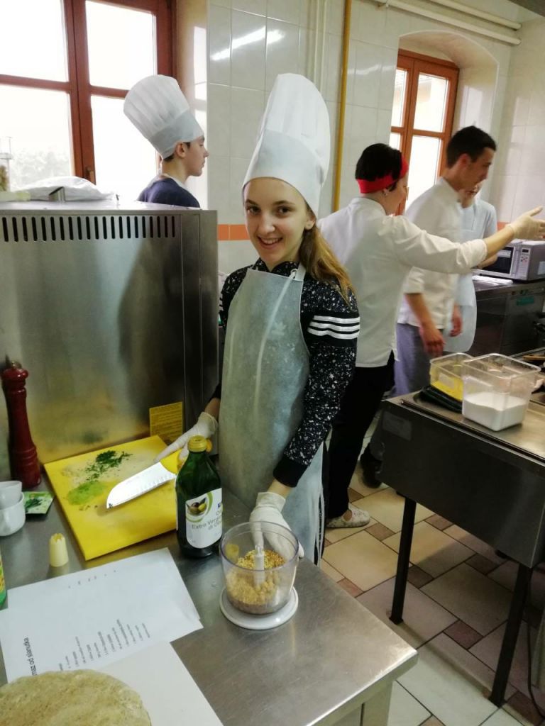 posjetsrednjojskoliprelog165558