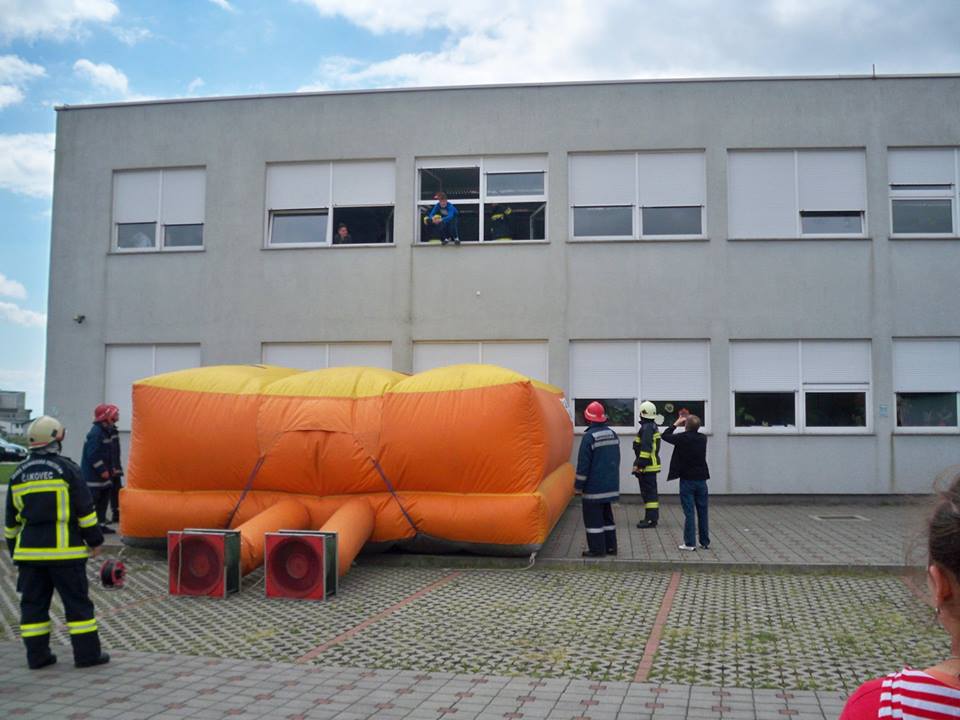 1093014483010733041326826876059