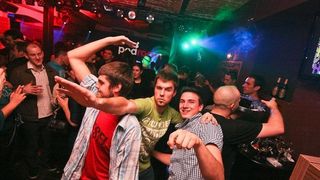 slika0004 Podroom (Subota, 17.11. – Pop Mash & House Smash – DJ Nixou)