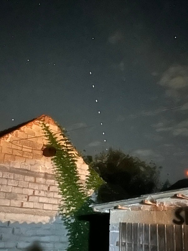 NA NEBU IZNAD MEĐIMURJA Čitatelji su zapazili neobične objekte na nebu, što bi to moglo biti?