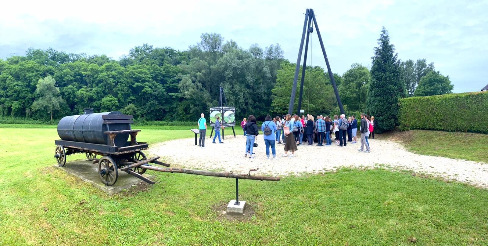 FOTO Putoholičari Iva i Branko daleka putovanja zamijenili promoviranjem vlastitog kraja