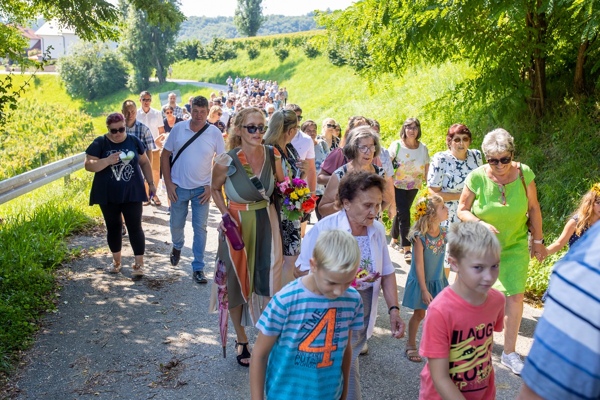 NA TOČKI PRIJATELJSTVA Susret hrvatskih i slovenskih vjernika u Šprincu