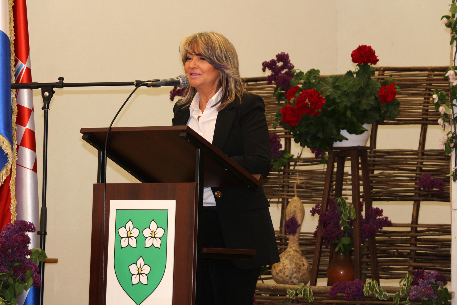 Domjenak zahvale Mateje Vranović, najuzornije hrvatske seoske žene za 2021. godinu