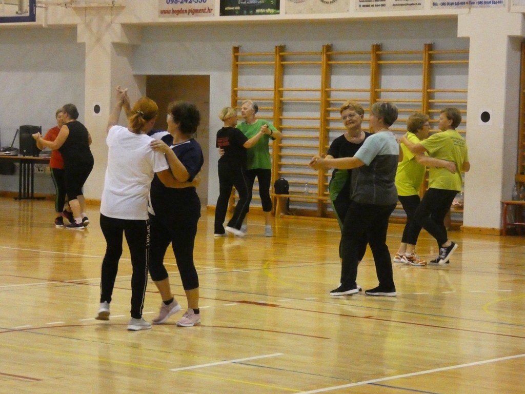 MURSKO SREDIŠĆE Tvrtka SOBOČAN d.o.o. priključila se obilježavanju Europskog tjedna sporta PLES – ritmičko pokretanje tijela održano u sportskoj dvorani