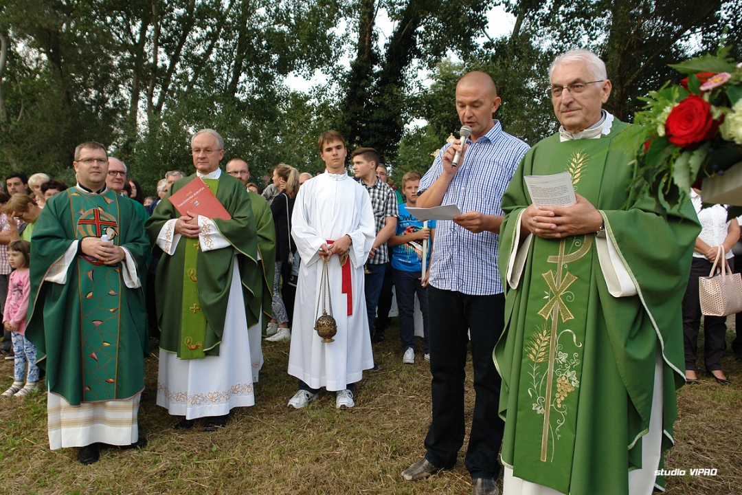 309012998dsc03389382647