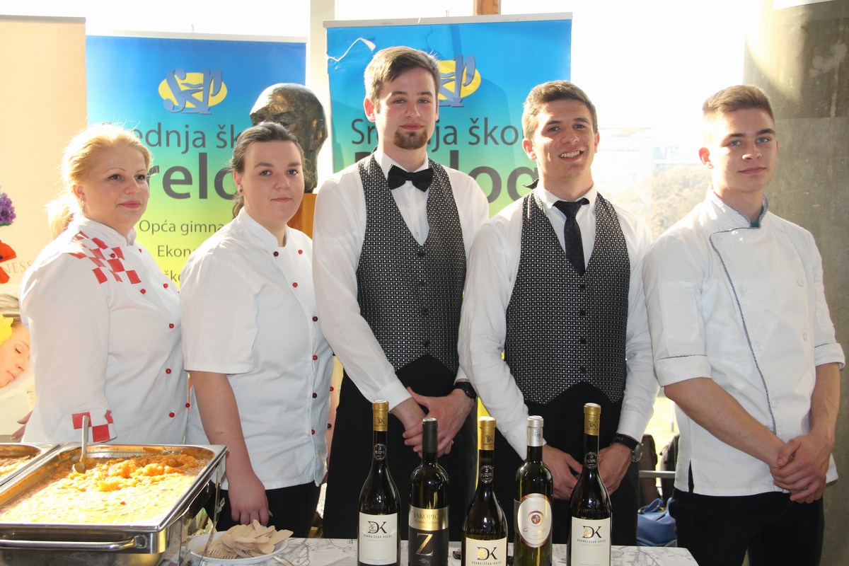 Kajkavci u Lisinskom