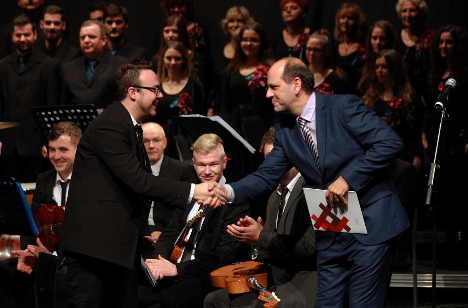 ŽupanijskI tamburaškI orkestr ‘Stjepan Bujan-Stipić’ održao jubilarni koncert povodom 20 godina djelovanja