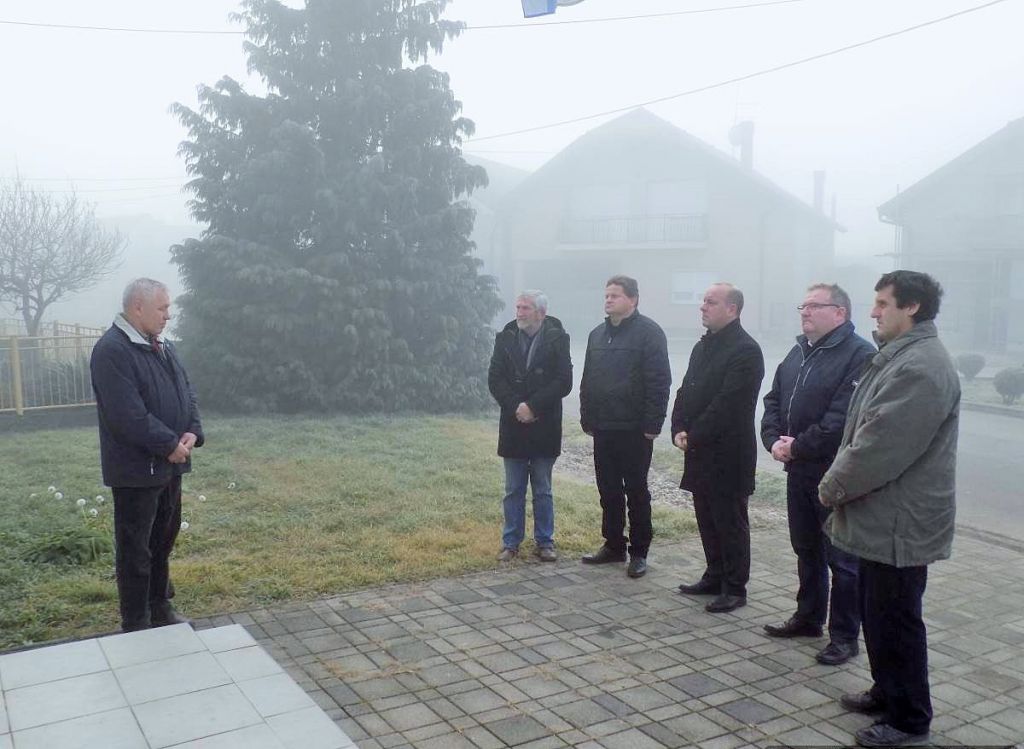 327713984dscn0753optimized87282