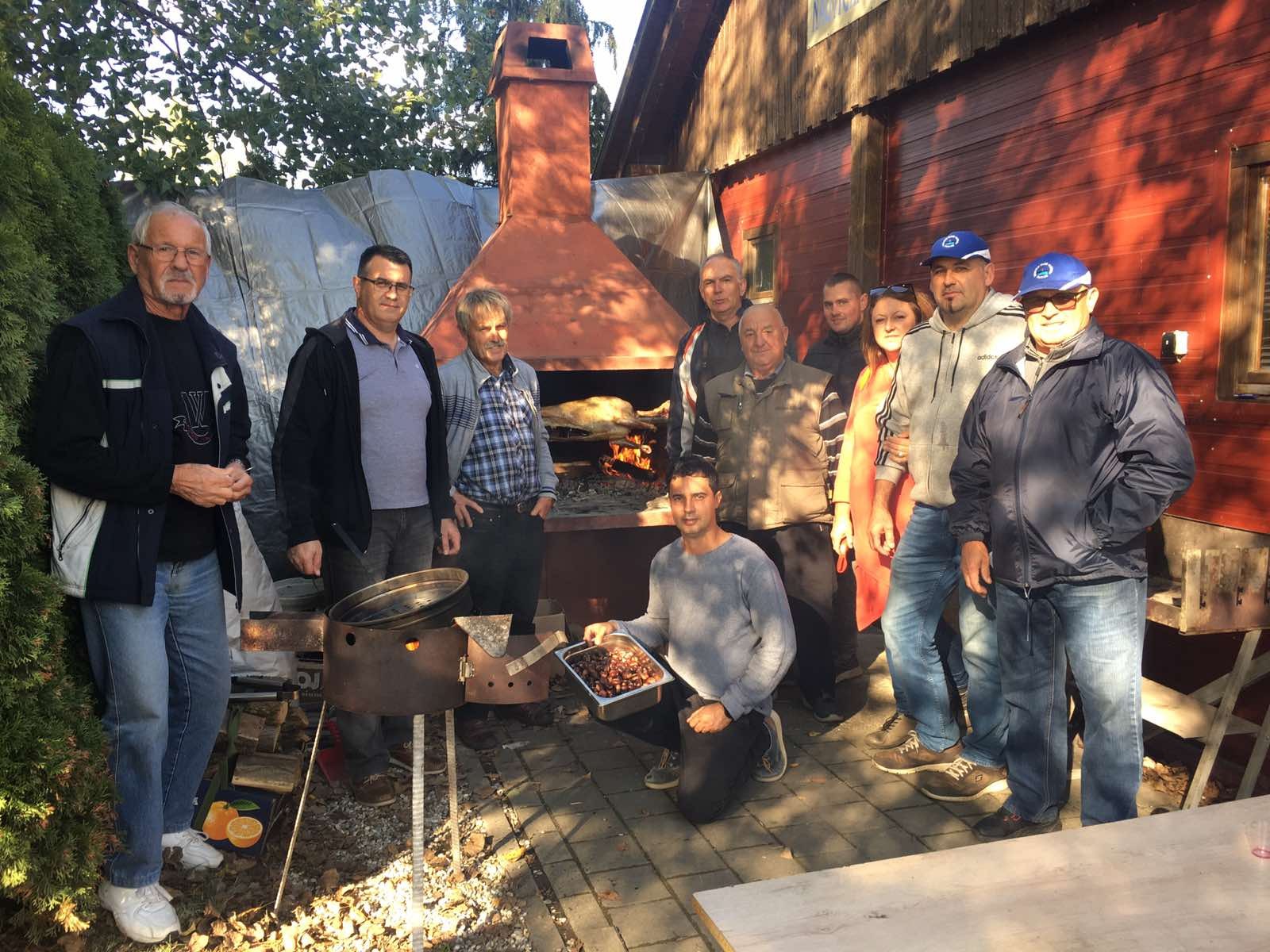 Veselo je na preloškoj Marini: Kestenijada i druženje članova Nautičkog kluba Labud