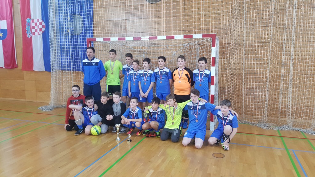 20170218124436880811