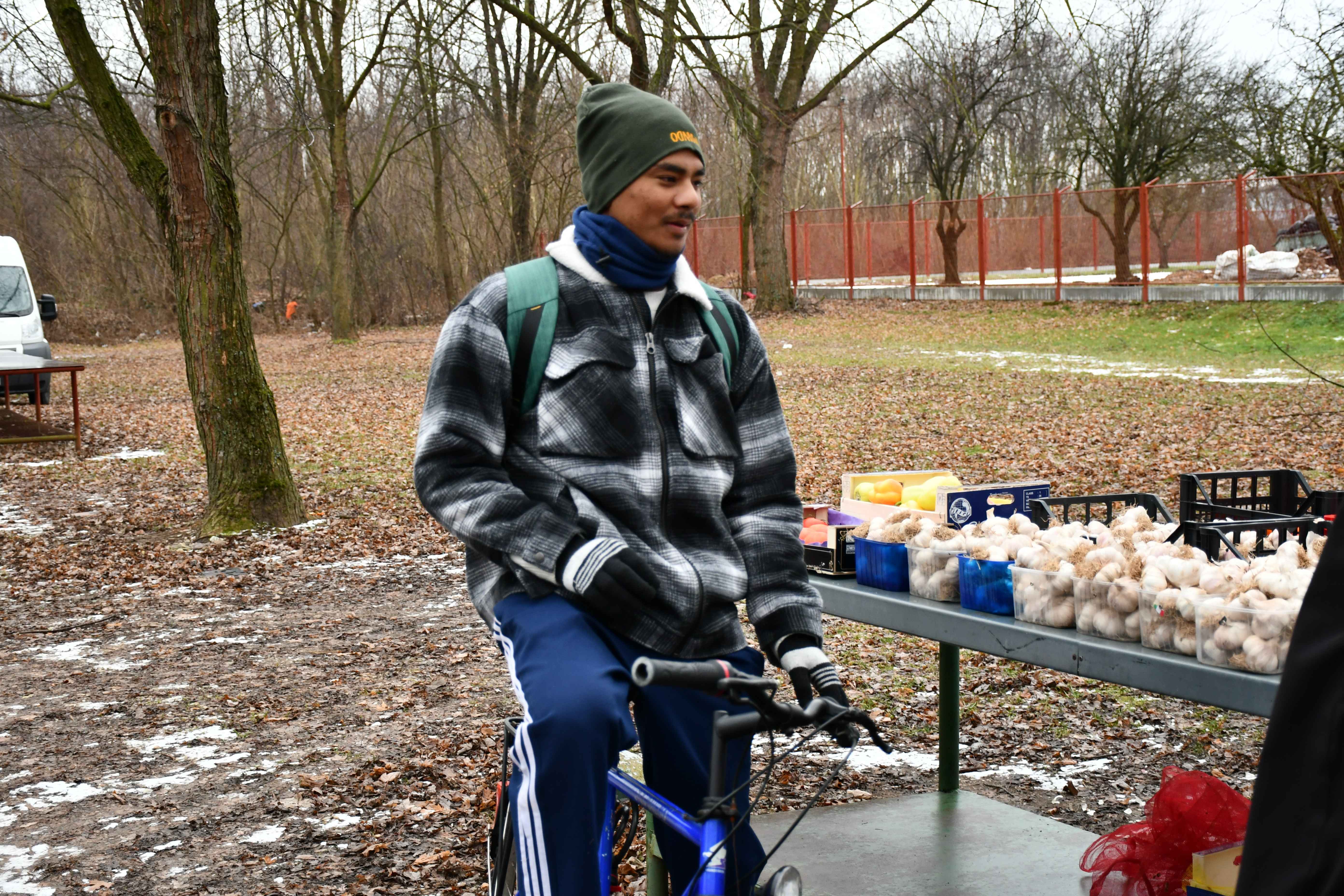 KUPCI NAHRLILI Hladna siječanjska srijeda ispunjena robom i veselim licima