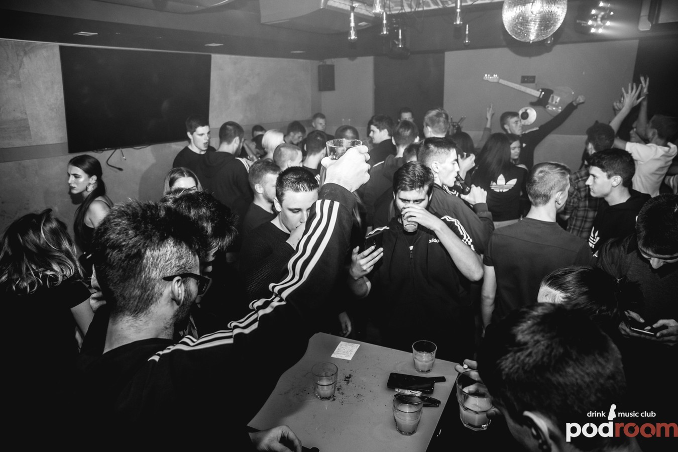 Hard Bass Adidas party u Podroomu