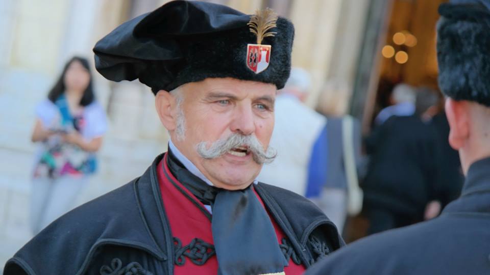 1331056613711304962360872355198