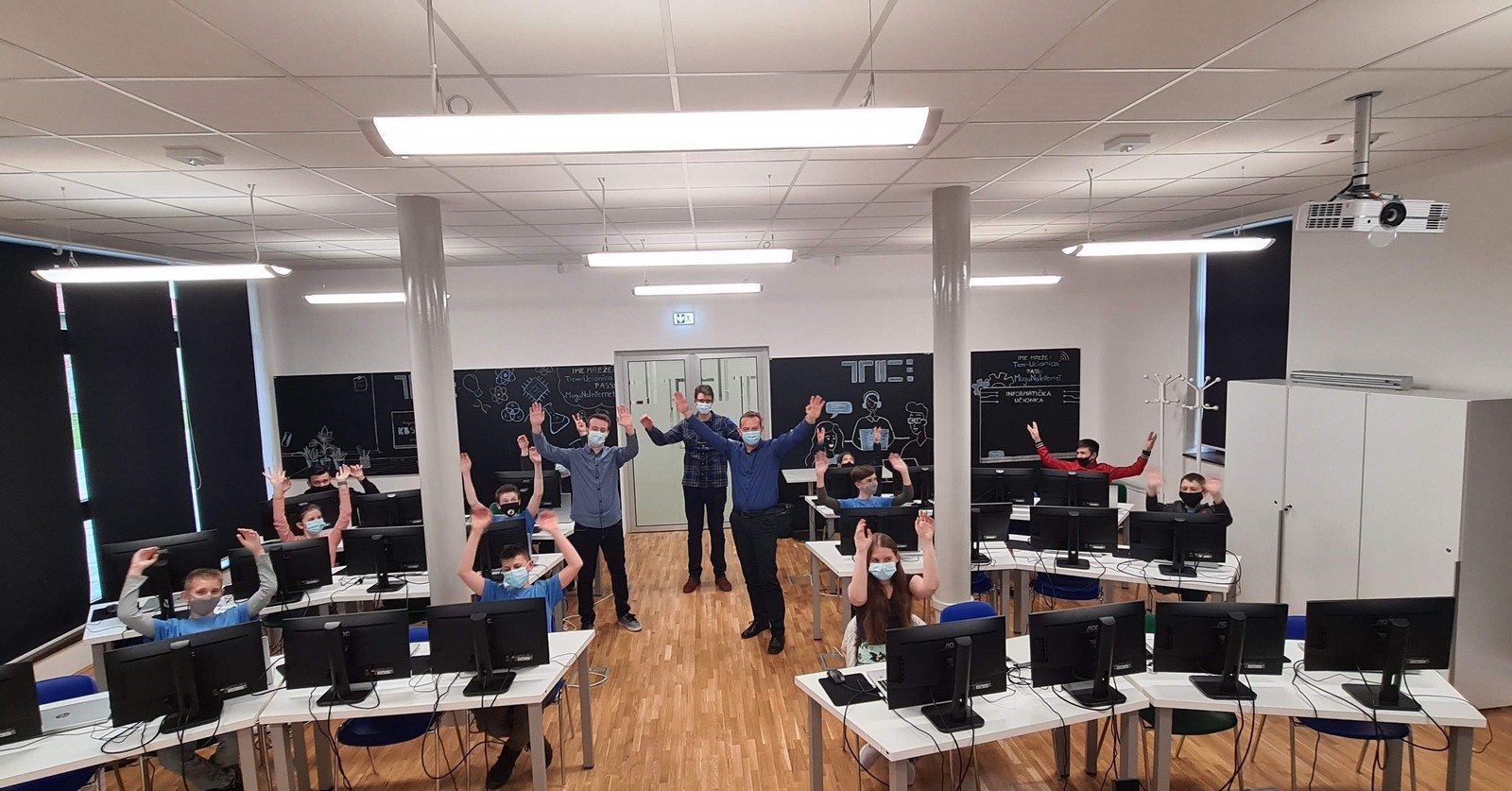 DRŽAVNO NATJECANJE IZ INFORMATIKE Ivano Lukačević i Ozana Margotić državni prvaci!