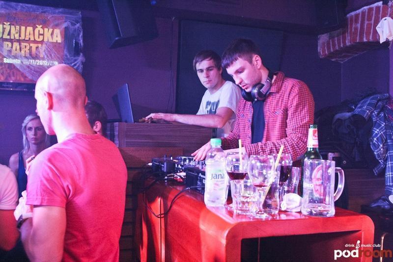 Podroom (Subota, 3.11.2012 – Halloween House of Horrors)slika0017 Podroom (Subota, 3.11.2012 – Halloween House of Horrors)