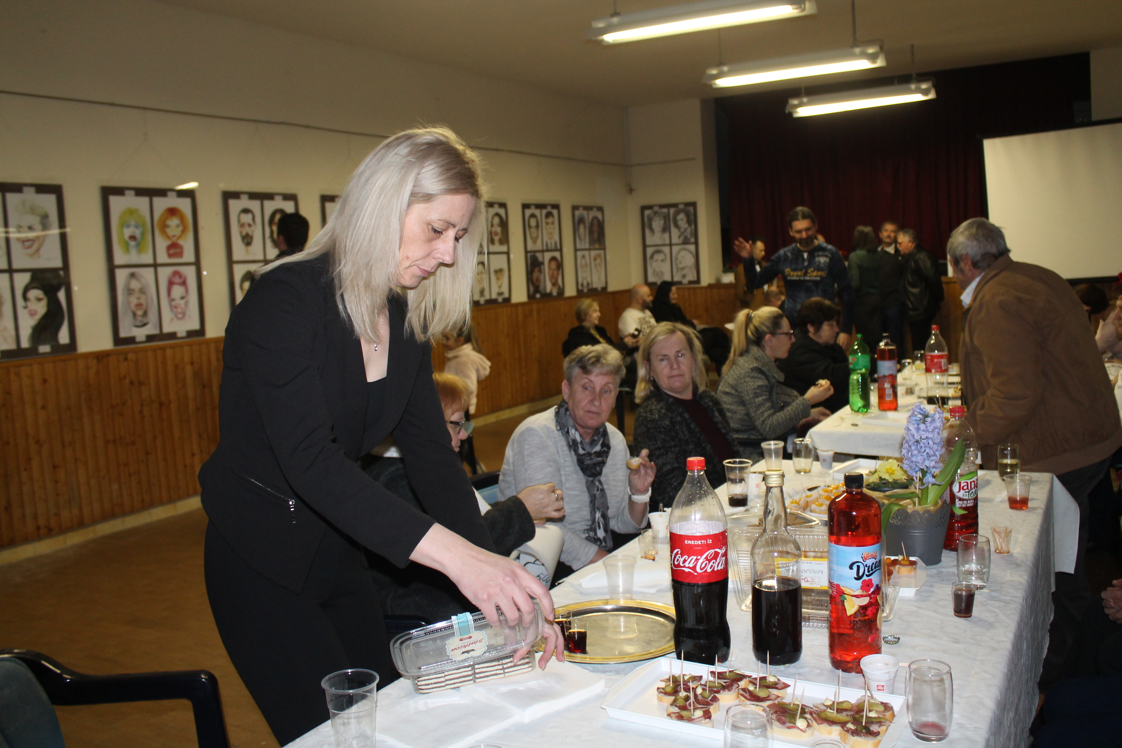 Izložba karikatura u Malom Mihaljevcu