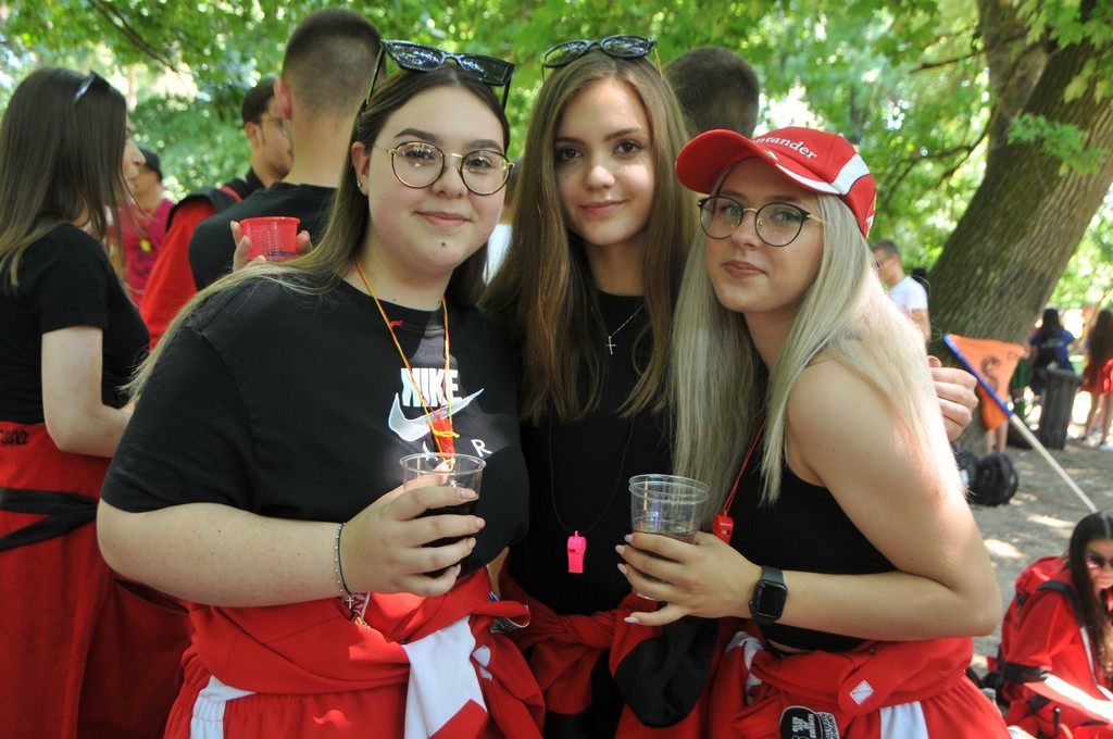 Maturanti se zabavljaju u čakovečkom parku