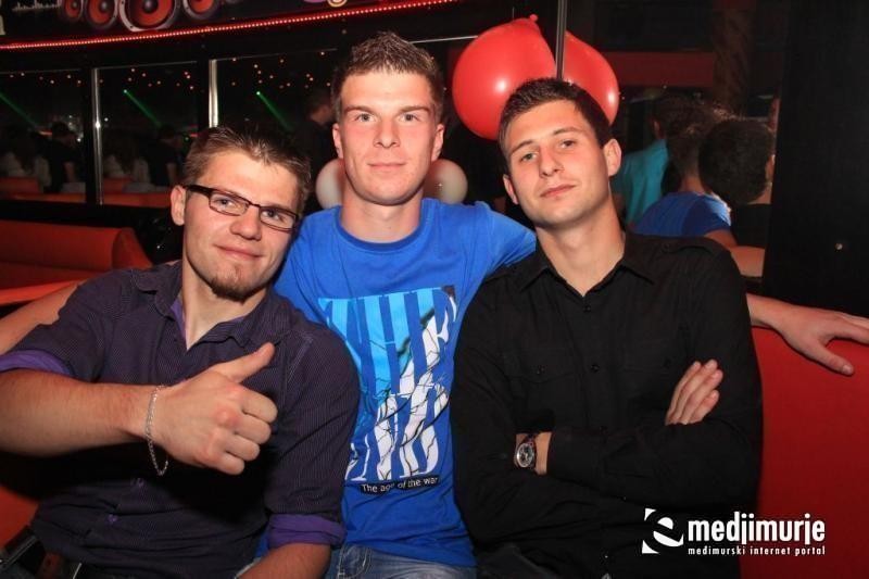 slika0027 Maraton (Subota, 8.10.2011) slika0027 Maraton (Subota, 8.10.2011)