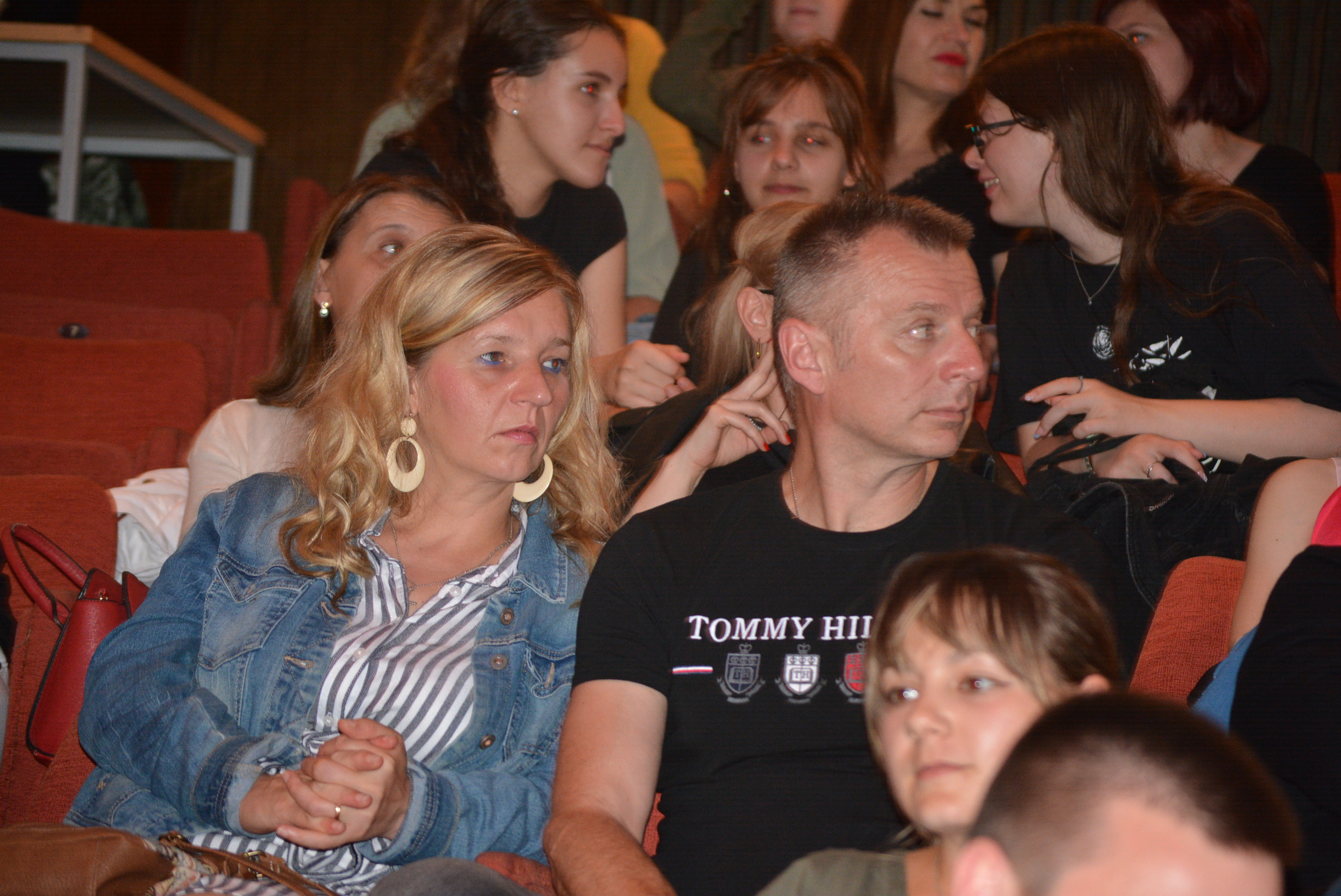 FOTO I VIDEO Sjajni TBF akustičnim koncertom oduševio mnogobrojnu publiku