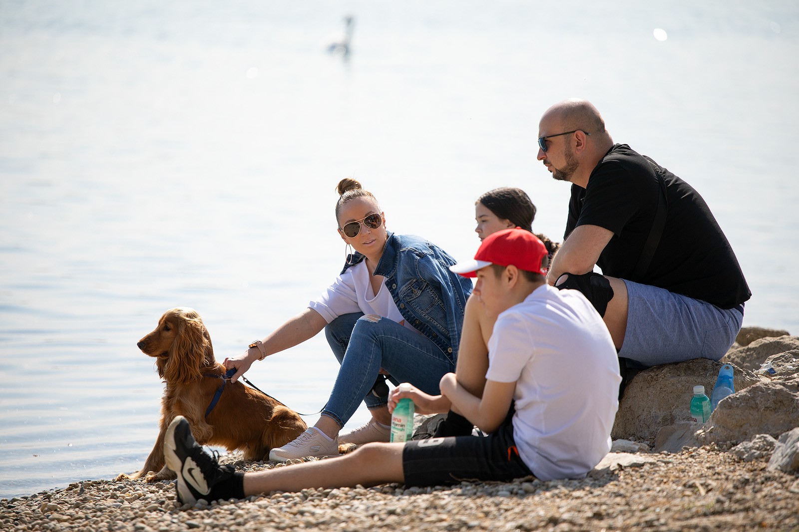 KLIKOM PO MARINI Sunčana nedjelja izmamila građane u šetnju na prelošku Marinu