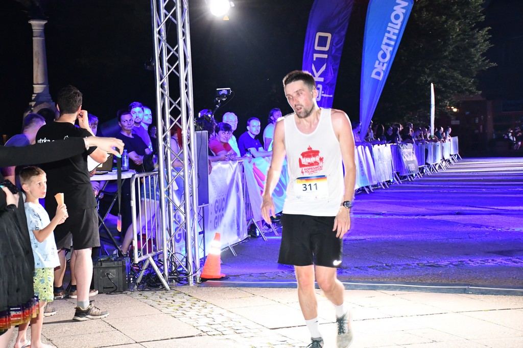 POGLEDAJTE TKO JE SVE TRČAO Veliki broj trkača na ‘Čakovečkom noćnom ceneru’